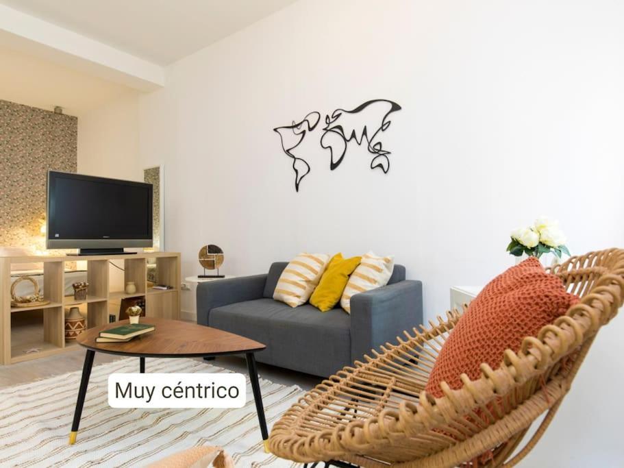 Moderno Apartamento En Casco Historico + Desayuno! Zaragoza Luaran gambar