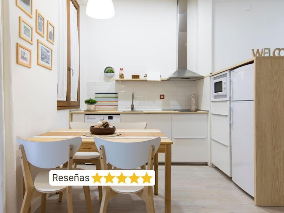 Moderno Apartamento En Casco Historico + Desayuno! Zaragoza Luaran gambar